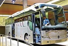 /mercedes-benz-auto/avtobusy/mercedes-buses-tourismo/images/busy/Tourismo/tourismo_RHD.jpg